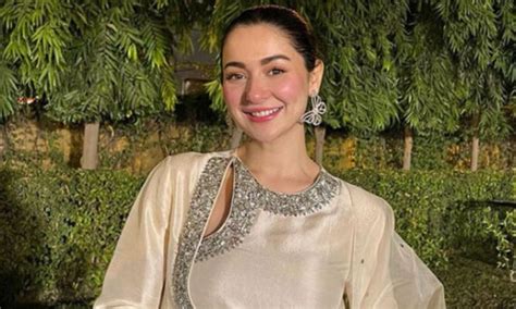 Hania Aamir falls Victim to Deepfake Videos